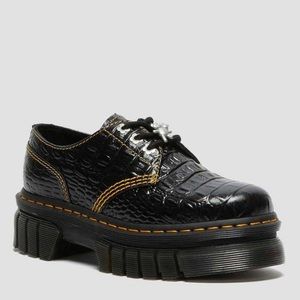 heaven by marc jacob doc martens :)